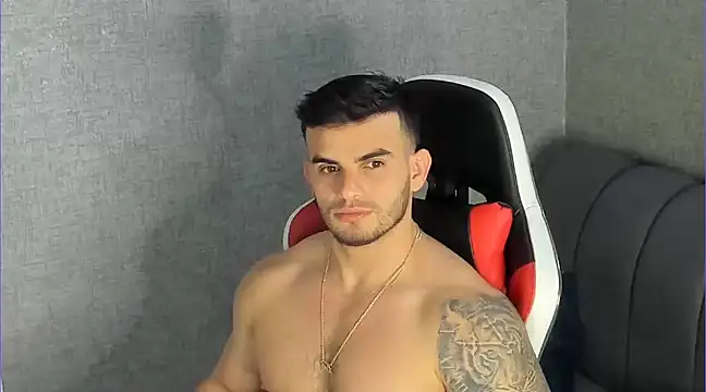 Snapshot of Ricardogo19 chatting on February 15, 2025, 8:22 pm Ricardogo19 online show from February 15, 2025, 8:22 pm
