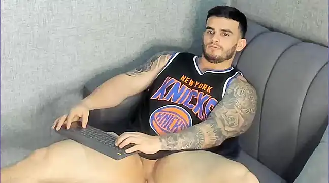 Snapshot of Ricardogo19 chatting on February 26, 2025, 10:20 pm Ricardogo19 online show from February 26, 2025, 10:20 pm