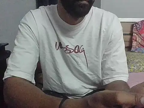 Snapshot of IndianEurope chatting on September 25, 2025, 5:05 pm IndianEurope online show from September 25, 2025, 5:05 pm