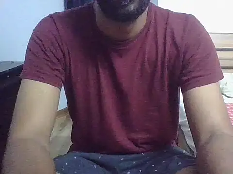 Snapshot of IndianEurope chatting on December 16, 2025, 2:22 pm IndianEurope online show from December 16, 2025, 2:22 pm