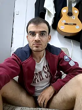 erikamavrik online show from February 19, 2025, 10:20 pm