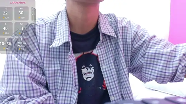 Snapshot of yourcuteneighbourr chatting on December 18, 2025, 3:01 am yourcuteneighbourr online show from December 18, 2025, 3:01 am