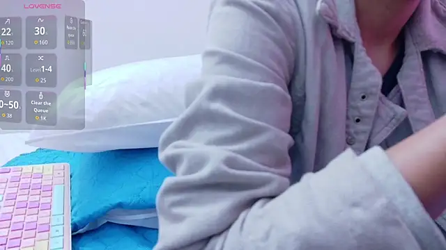 yourcuteneighbourr online show from January 14, 2026, 3:01 am