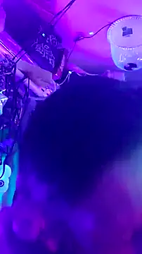 gurlnips online show from March 16, 2026, 8:29 am