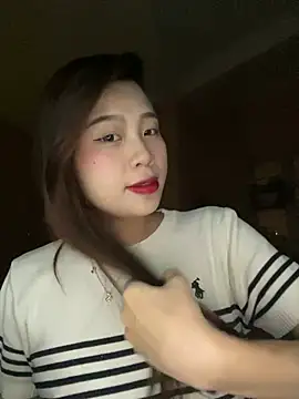 Bae1103 online show from February 12, 2025, 4:00 pm