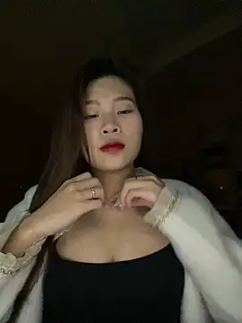 Bae1103 online show from February 21, 2025, 5:09 pm