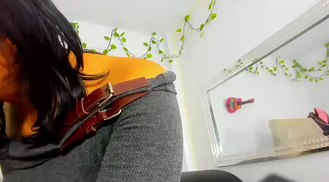 JazirMartinez online show from January 26, 2025, 7:32 am