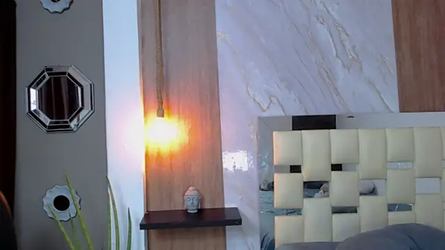 dominic smith  online show from March 23, 2025, 3:21 am