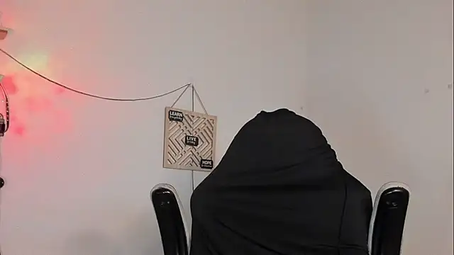 Alan hadid1 online show from March 2, 2025, 11:42 pm