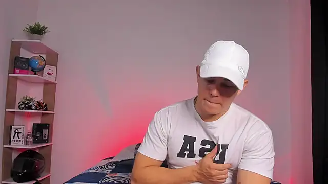 Alan hadid1 online show from October 11, 2025, 9:57 pm