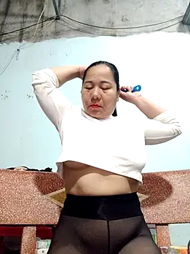 Queen 18200 online show from February 13, 2026, 9:44 pm