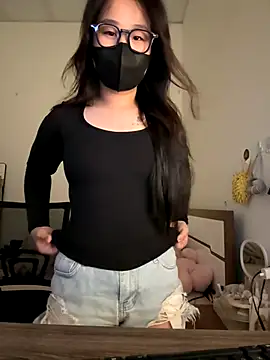 Jenni nana online show from October 12, 2025, 5:17 am