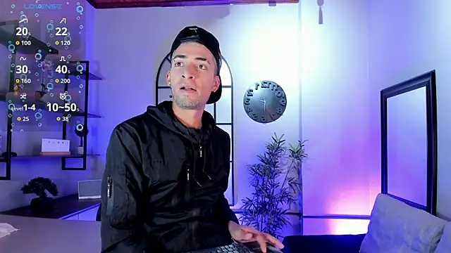 DrakeNeumann online show from November 18, 2025, 4:06 am