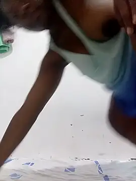 Snapshot of faista_jude chatting on October 10, 2025, 8:46 am faista jude online show from October 10, 2025, 8:46 am