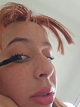 Snapshot of Massa8 chatting on January 7, 2025, 12:20 pm Massa8 online show from January 7, 2025, 12:20 pm