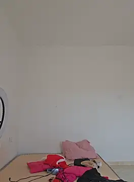 Snapshot of Massa8 chatting on October 3, 2025, 1:41 pm Massa8 online show from October 3, 2025, 1:41 pm