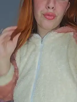 Snapshot of Massa8 chatting on November 28, 2025, 11:29 pm Massa8 online show from November 28, 2025, 11:29 pm