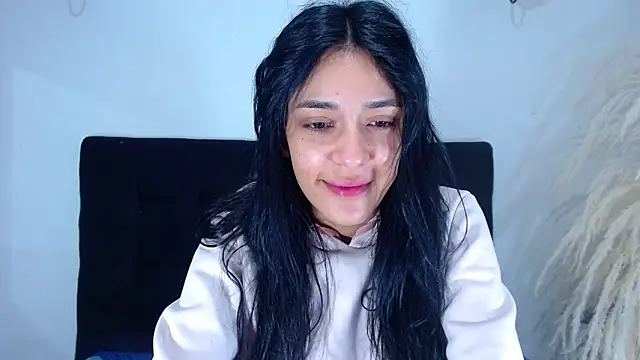 srta luciana online show from June 12, 2026, 12:04 pm