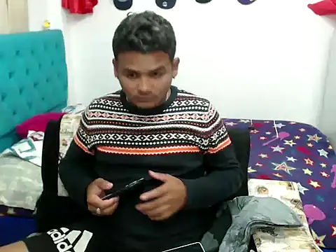 Snapshot of Boycuriousxxx chatting on February 21, 2025, 2:27 pm Boycuriousxxx online show from February 21, 2025, 2:27 pm