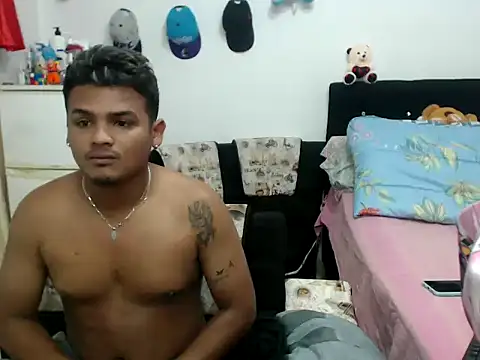 Snapshot of Boycuriousxxx chatting on February 25, 2025, 12:13 pm Boycuriousxxx online show from February 25, 2025, 12:13 pm