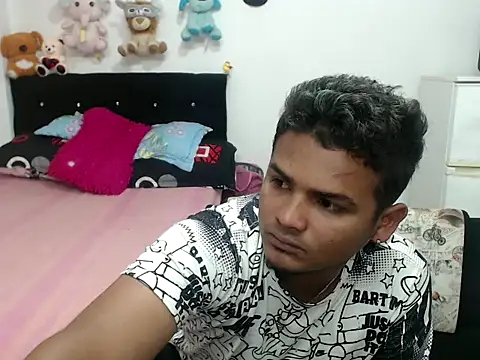 Snapshot of Boycuriousxxx chatting on March 2, 2025, 7:02 pm Boycuriousxxx online show from March 2, 2025, 7:02 pm