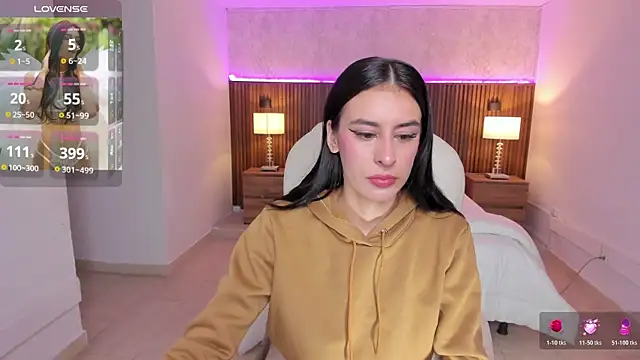 Snapshot of karlaa_james chatting on April 25, 2026, 11:02 am karlaa james online show from April 25, 2026, 11:02 am