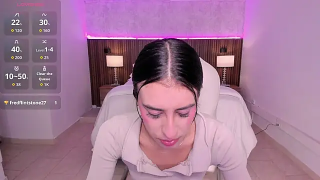 karlaa james online show from May 21, 2026, 11:06 am