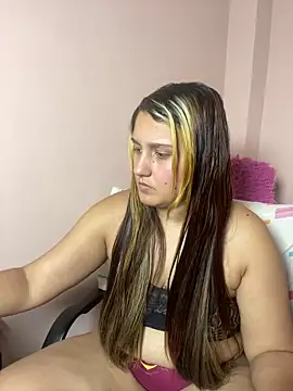 saray gomez22 online show from December 23, 2025, 4:32 am