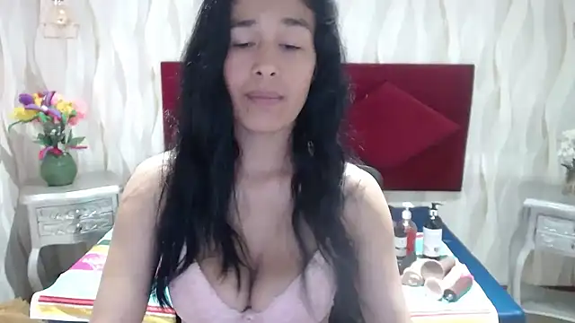 Snapshot of ginasailor chatting on June 17, 2026, 10:17 am ginasailor online show from June 17, 2026, 10:17 am