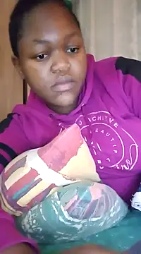 Snapshot of Sexymamibo chatting on March 14, 2025, 6:29 pm Sexymamibo online show from March 14, 2025, 6:29 pm