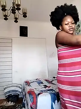 Sexymamibo online show from April 18, 2026, 11:03 am