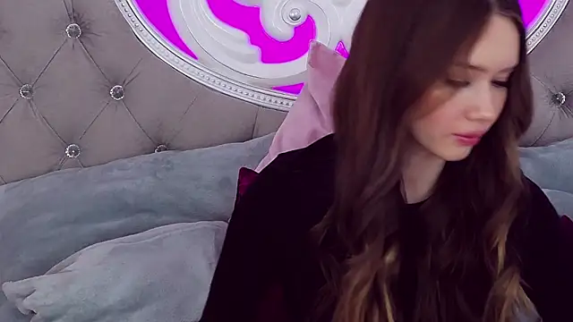 Snapshot of KateVon chatting on February 24, 2025, 9:09 pm KateVon online show from February 24, 2025, 9:09 pm