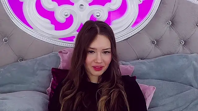 Snapshot of KateVon chatting on February 25, 2025, 1:30 am KateVon online show from February 25, 2025, 1:30 am