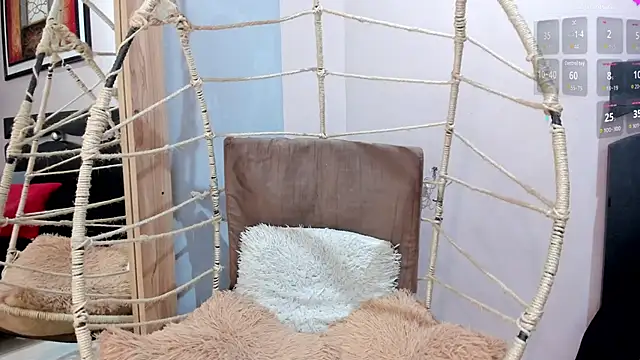 Miranda doll  online show from February 21, 2026, 12:28 pm