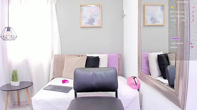 Snapshot of Miranda_doll_ chatting on May 20, 2026, 12:11 pm Miranda doll online show from May 20, 2026, 12:11 pm