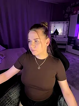 Snapshot of Lexi_noah chatting on October 1, 2025, 9:21 pm Lexi noah online show from October 1, 2025, 9:21 pm