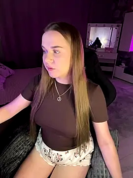 Snapshot of Lexi_noah chatting on October 28, 2025, 9:39 pm Lexi noah online show from October 28, 2025, 9:39 pm