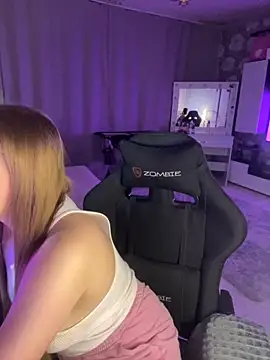 Snapshot of Lexi_noah chatting on November 5, 2025, 9:48 pm Lexi noah online show from November 5, 2025, 9:48 pm