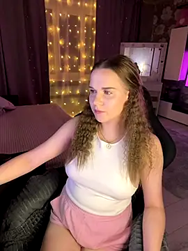 Snapshot of Lexi_noah chatting on November 27, 2025, 7:16 pm Lexi noah online show from November 27, 2025, 7:16 pm