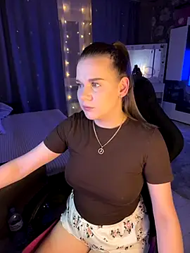 Snapshot of Lexi_noah chatting on November 29, 2025, 9:18 pm Lexi noah online show from November 29, 2025, 9:18 pm