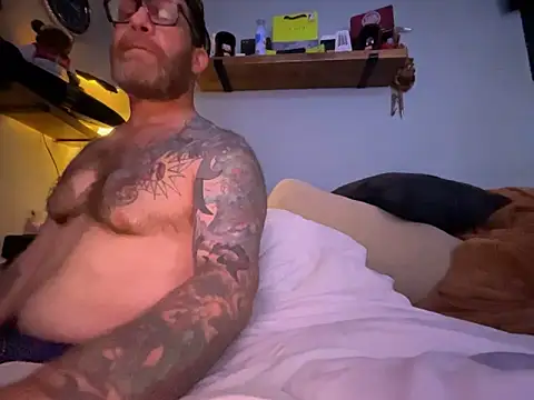 Snapshot of Tattooednakedguy chatting on April 6, 2026, 1:14 am Tattooednakedguy online show from April 6, 2026, 1:14 am