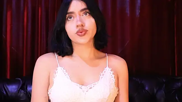 KasiaNoir  online show from April 6, 2026, 12:17 pm