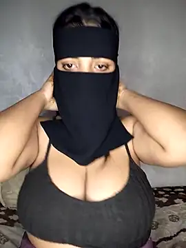 Snapshot of Narimane_maroc chatting on November 24, 2025, 1:05 am Narimane maroc online show from November 24, 2025, 1:05 am