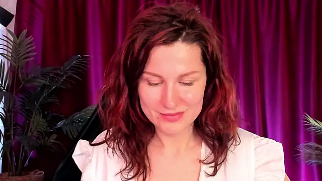 April o Nill online show from May 14, 2026, 1:29 pm