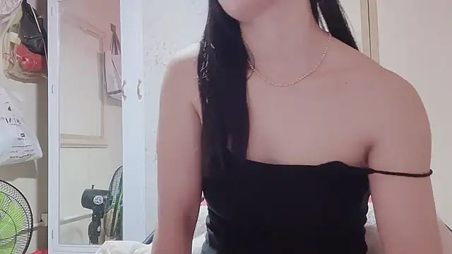 LinhChi 9x online show from January 14, 2026, 1:28 pm