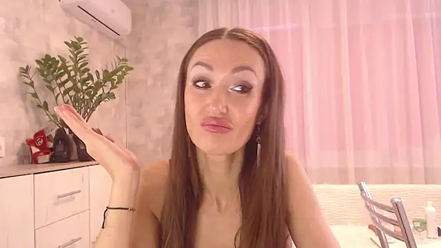 Snapshot of DanaPerezX chatting on May 17, 2026, 8:23 am DanaPerezX online show from May 17, 2026, 8:23 am