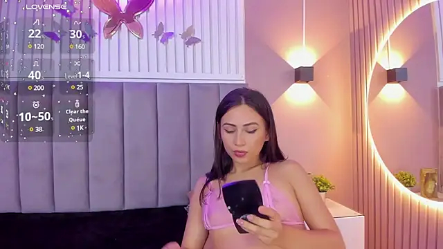 diosa cristal online show from February 1, 2025, 6:54 am