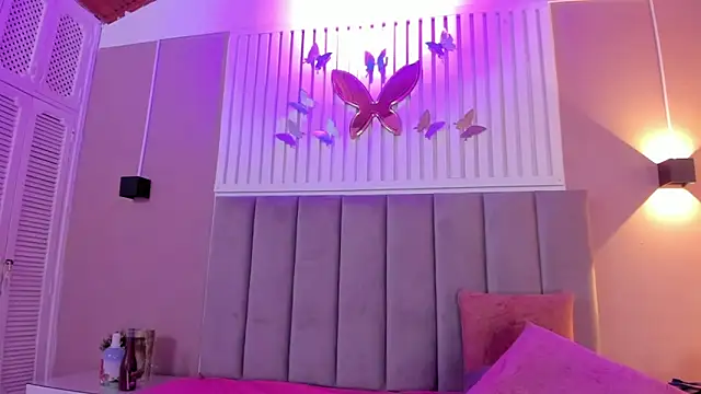 diosa cristal online show from February 27, 2025, 9:22 am