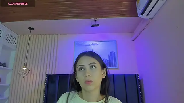 Snapshot of diosa_cristal chatting on July 8, 2026, 3:55 am diosa cristal online show from July 8, 2026, 3:55 am