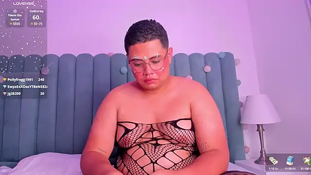 Snapshot of Tom_Silver__ chatting on December 1, 2024, 11:04 pm Tom Silver online show from December 1, 2024, 11:04 pm